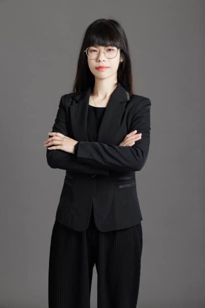 黎女士照片