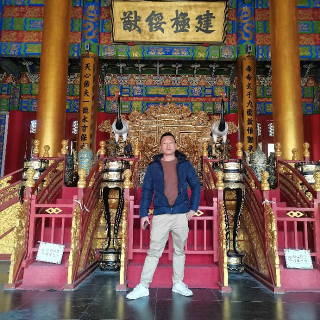 谢先生照片