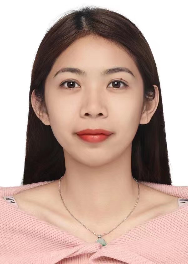 何女士照片