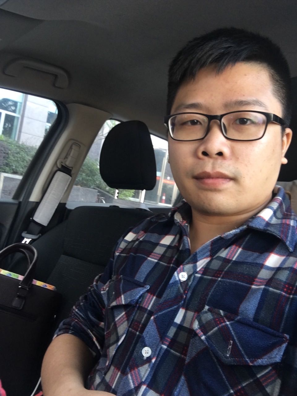 吴先生照片